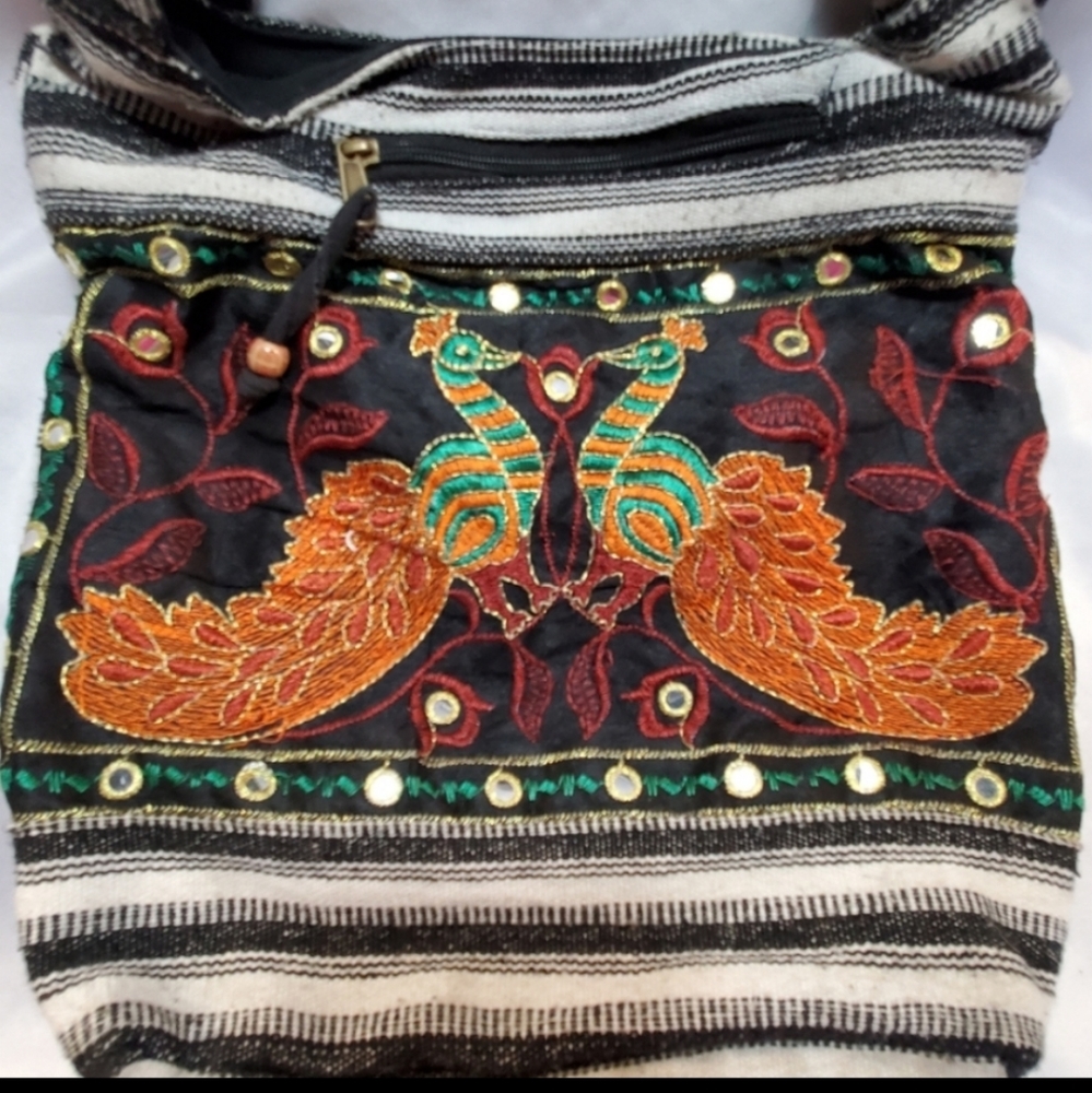Vintage Hobo Embroidered Peacock Crossbody Purse Bag